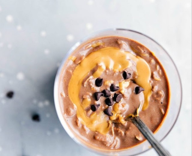 Chocolate Peanut Butter Overnight Oats #healthy #breakfast