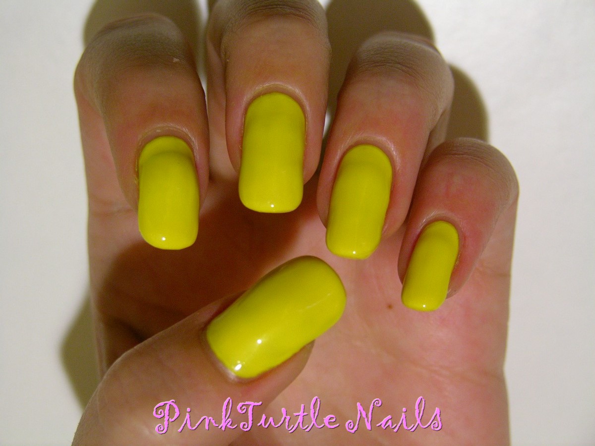 PinkTurtle Nails Amarillo de la Semana Sephora L12 Yellow Umbrella