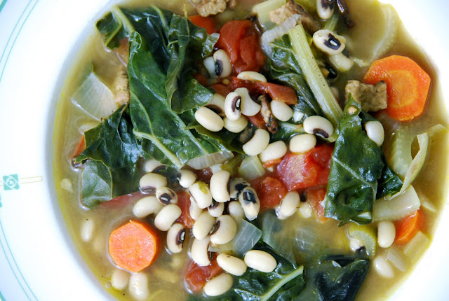 My Recession Kitchen...and garden: New Year's Hoppin John Soup