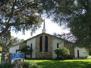 Iglesia por el camino Iglesia por el camino