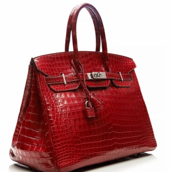 The Hermes Birkin in crocodile porosus lisse rouge