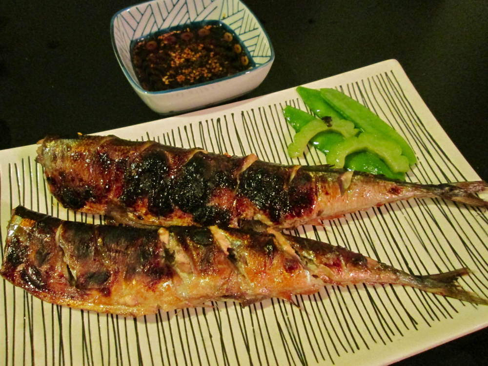 Popo's River broiled mackerel pike, "autmn knife fish"