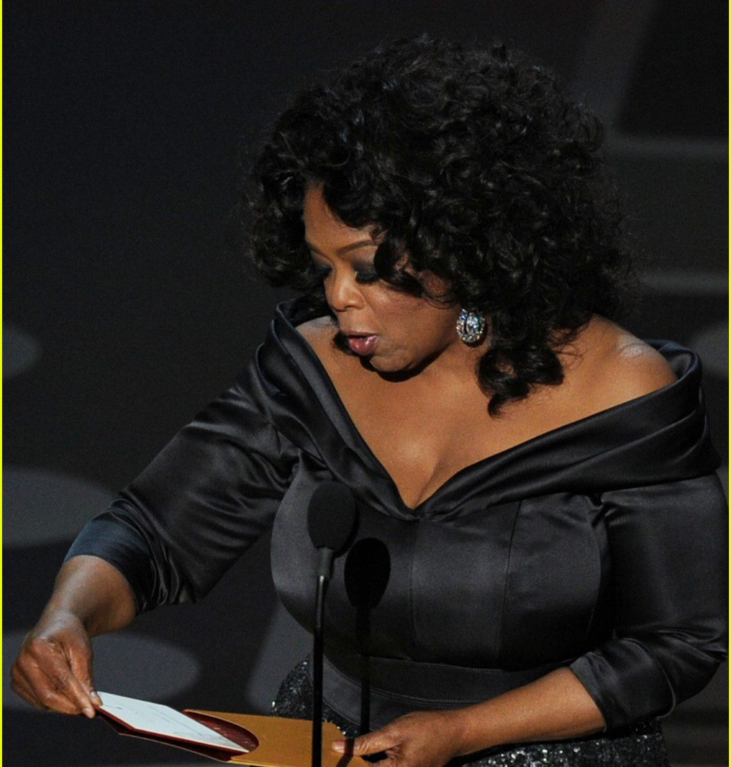 CELEBS FACTORY: February 2011