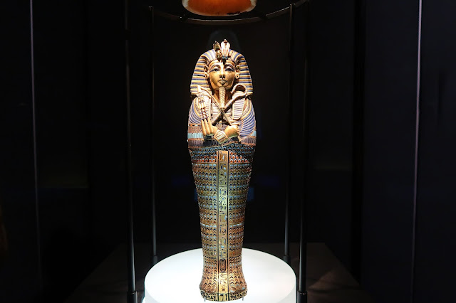 Tutankhamun Saatchi Gallery