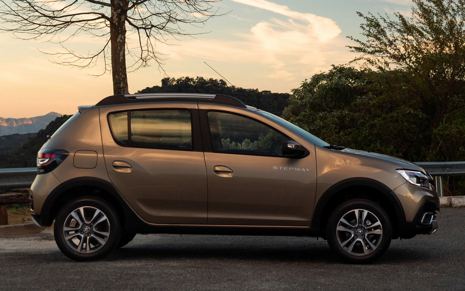 Novo Renault Stepway 2020 fotos, preços e especificações