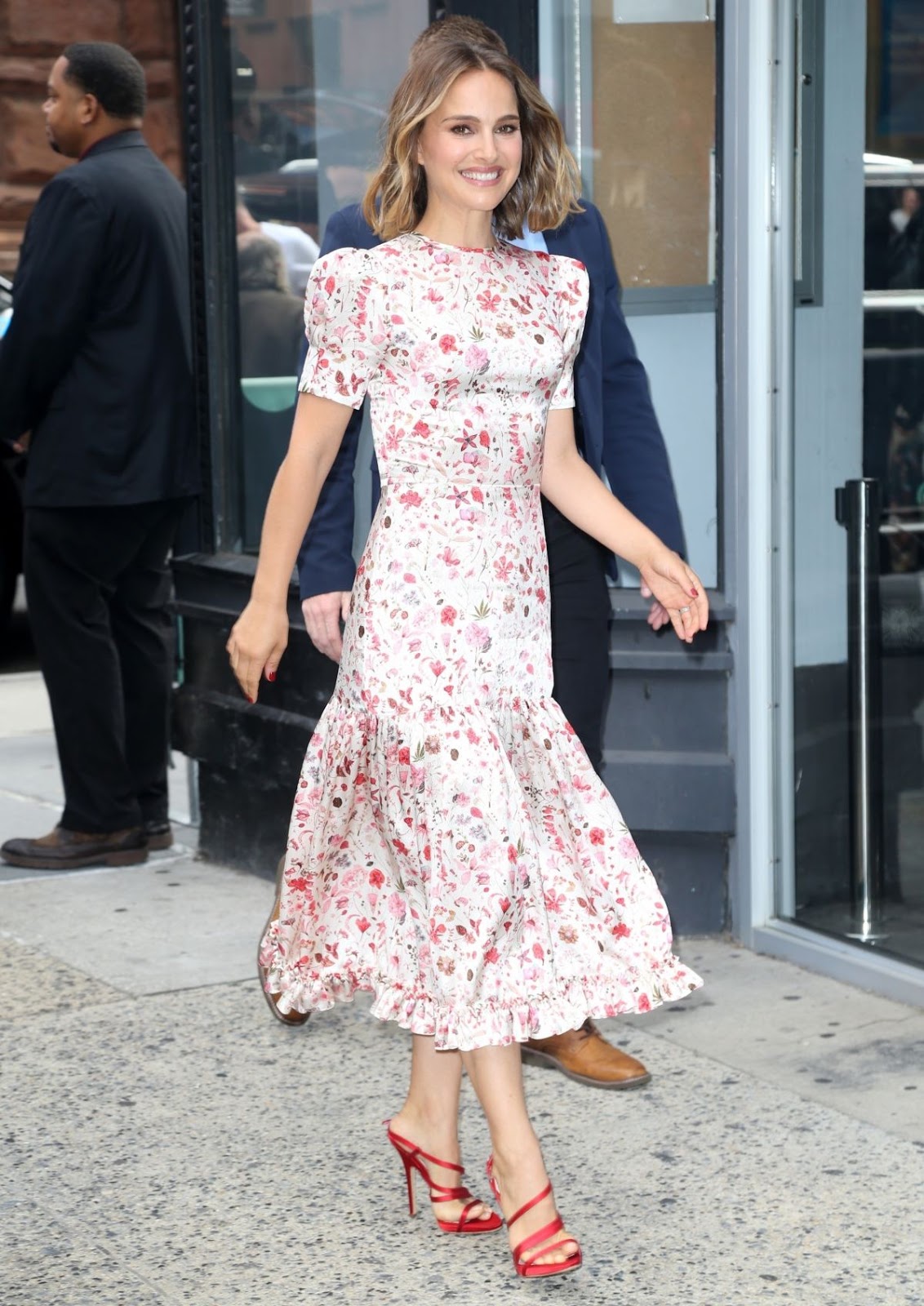 Natalie Portman Arrives at Build Series in New York 2 Oct -2019