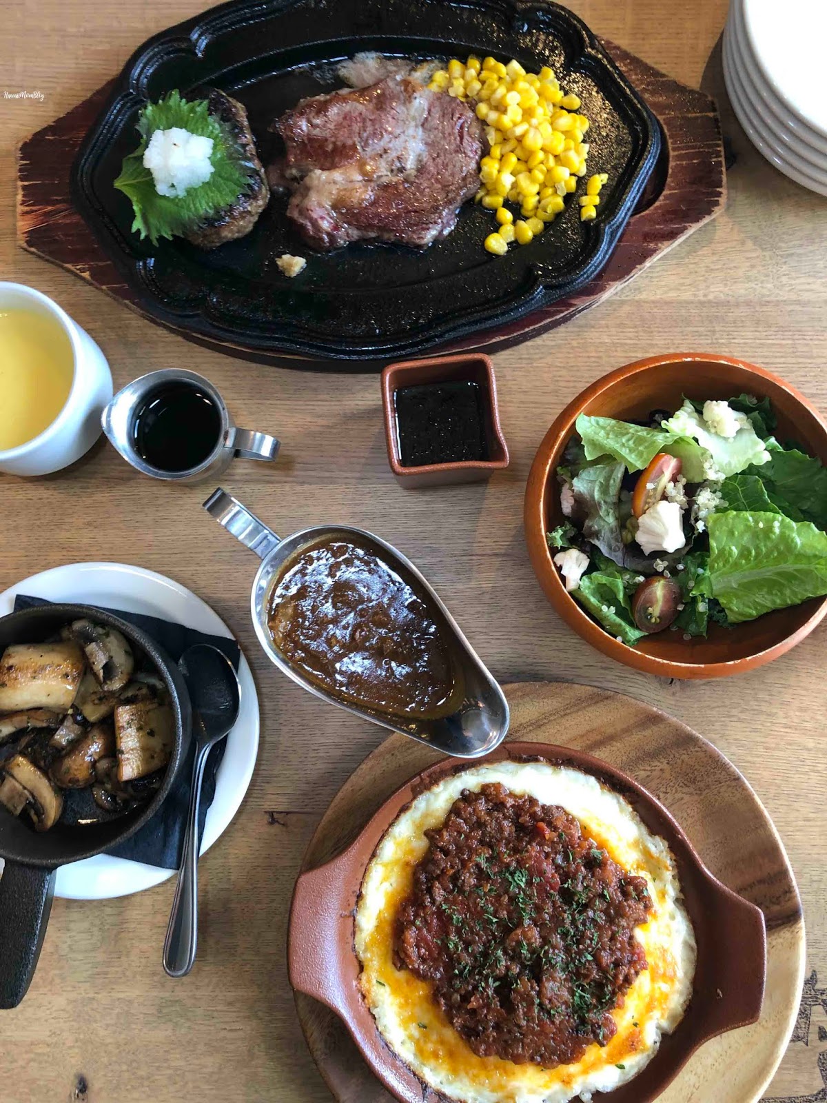 Hawaii Mom Blog New in Waikiki Aloha Steak House