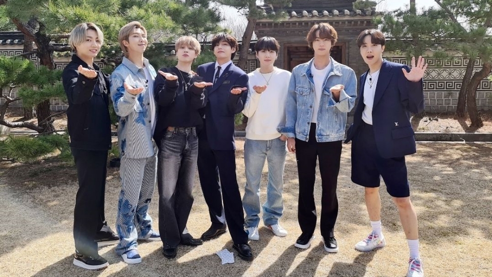 BTS Releases Special E-Book 'CONNECT, BTS' Which Can be Downloaded For Free