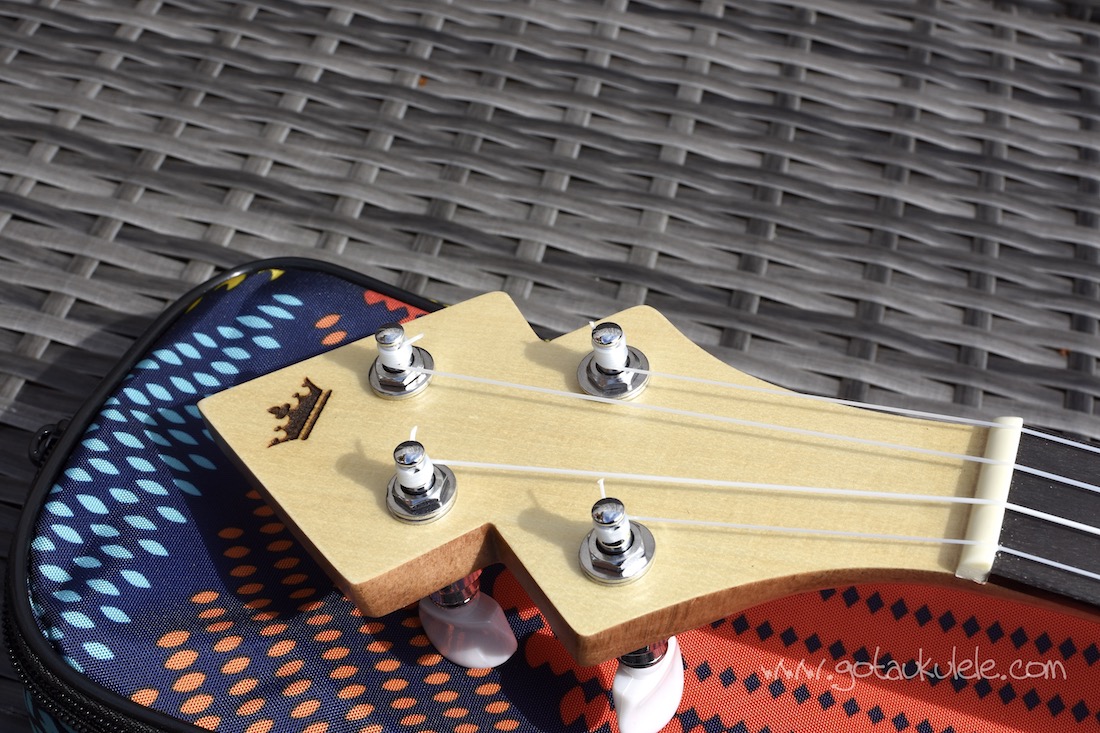 Duke 10 Tenor Banjo Ukulele REVIEW