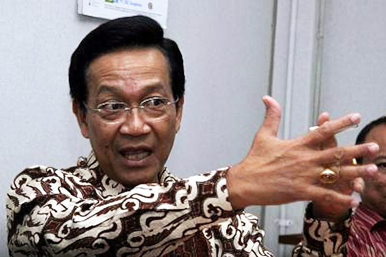 Sri Sultan HB X; Jika Anak-Anak Atau ABG Sekarang Tidak Bisa Dikendalikan, Harus Ditindak Tegas !!! Sultan%2B1