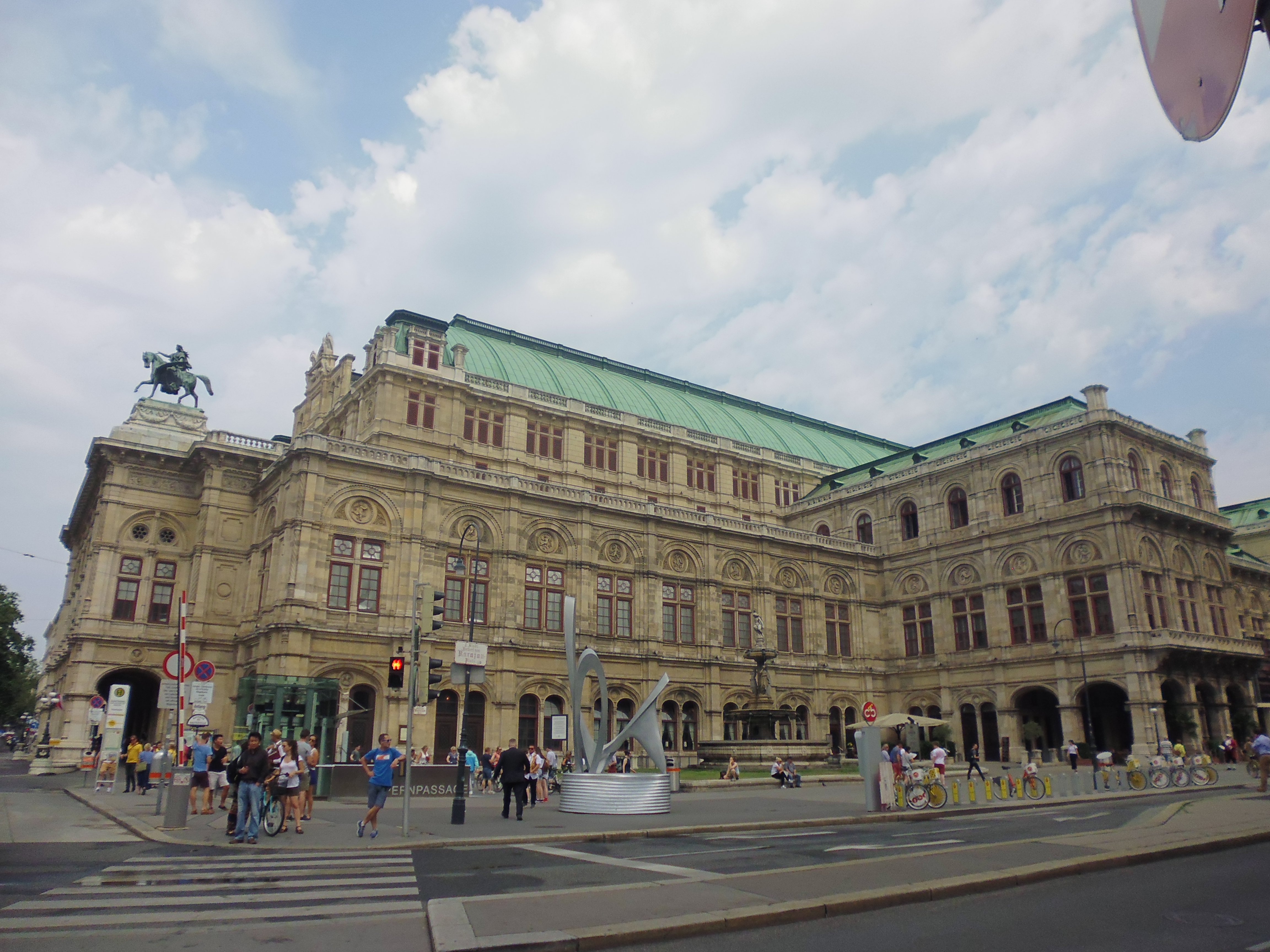 Ópera de Viena (Wiener Staatsoper) (@mibaulviajero)
