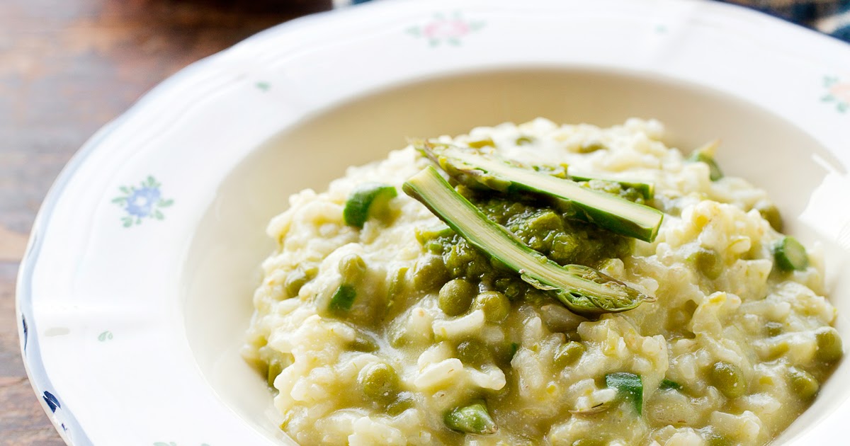 Risotto con Asparagi, Piselli e Caprino / menta e liquirizia