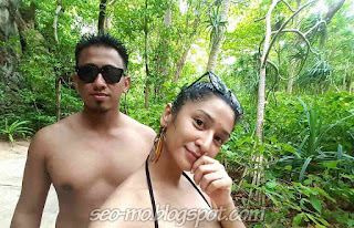 Foto Wow Fanny Ghassani dengan Suaminya tanpa baju Foto Wow Fanny Ghassani dengan Suaminya tanpa baju