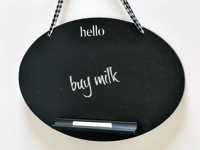 How to Make a DIY Chalkboard