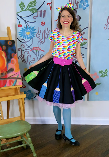 Cassie Stephens: DIY: A Color Wheel Circle Skirt, Blouse of Many Colors ...