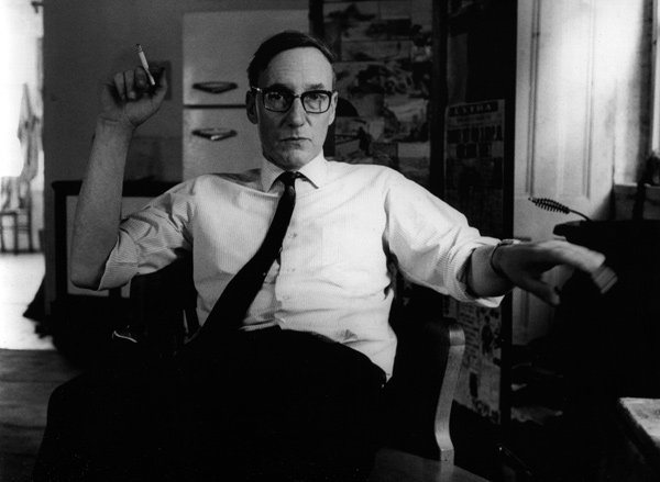 Burroughs: navegador da noite escura, o homem interior 2 burroughs cigarro