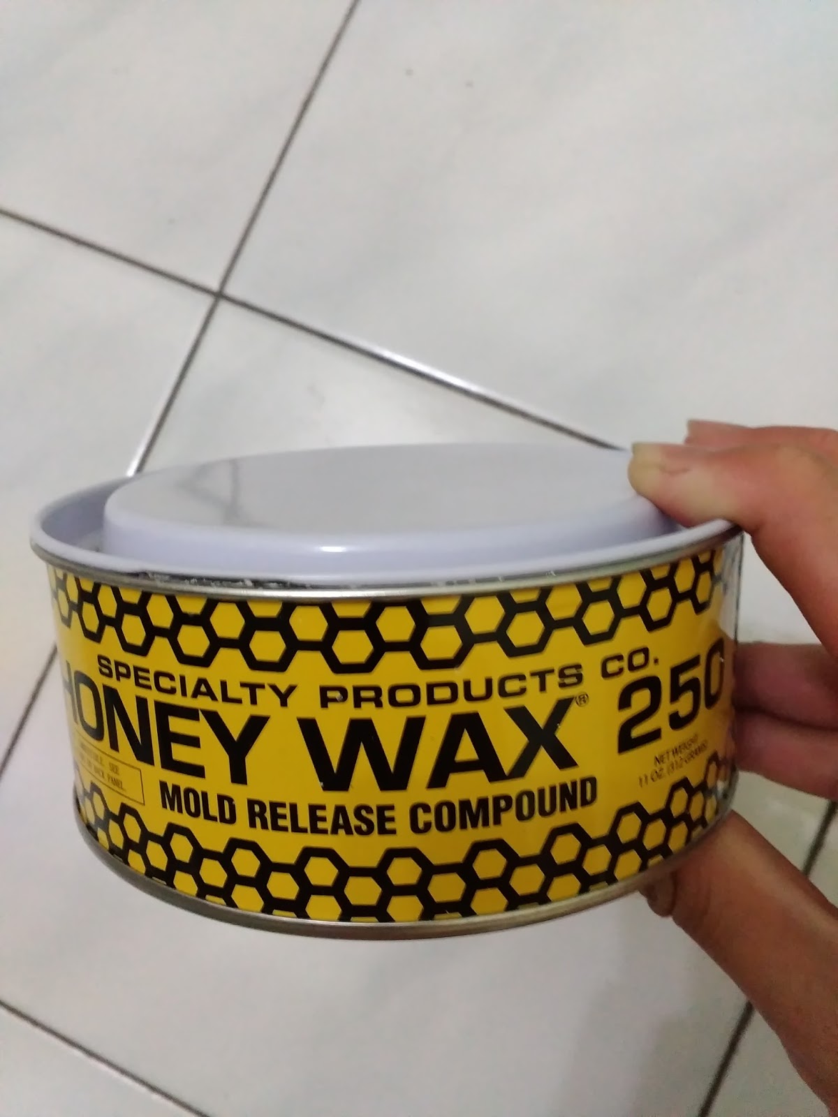 Flexible mold making materials Mold Release Wax Paste Honey Wax 250