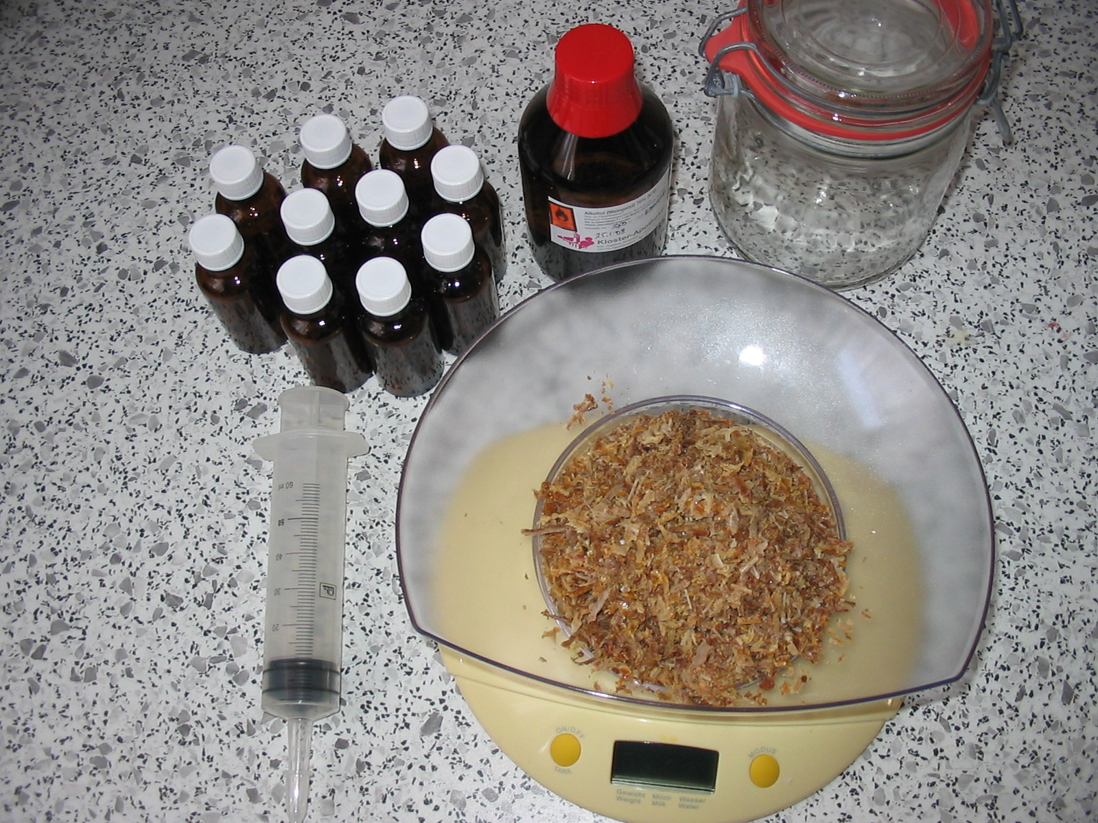 Aricilik Mehmet Yuksel Propolis Damlasi Yapimi