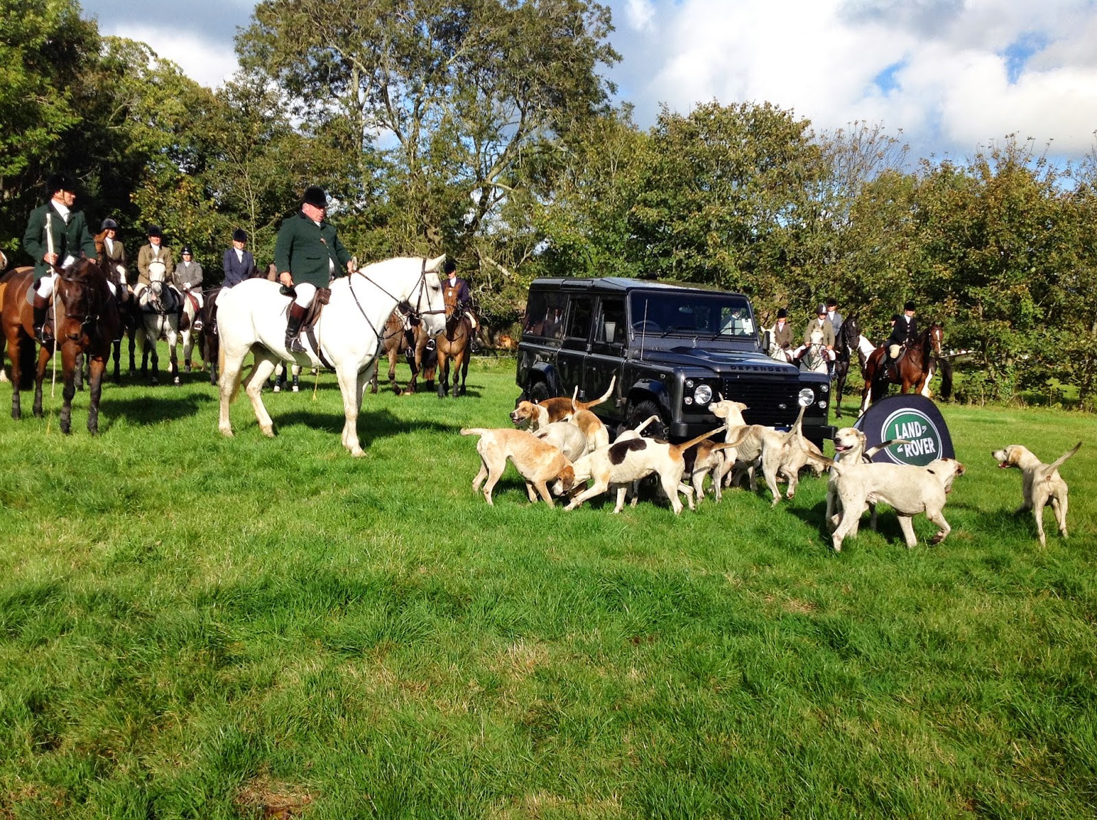 Motor Mall Jersey and Guernsey Jersey Drag Hunt..