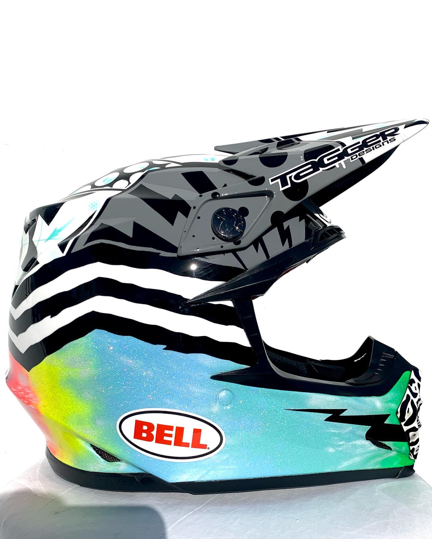 Racing Helmets Garage Bell Moto9 Flex L.Leaverton 2020 by Tagger Design