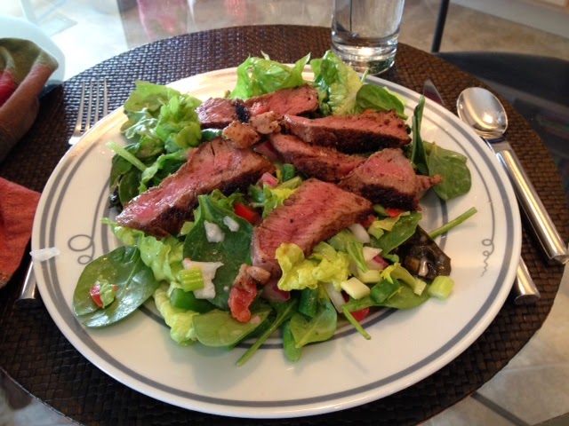 Steak Salad on Livliga Portion Control Vivente Dinner Plate