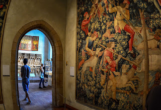 Os Claustros: um passeio pela Idade Média em plena 'Big Apple' Blog 'lugares de memória' Matéria sobre o The Cloisters Museum, de Nova Iorque
