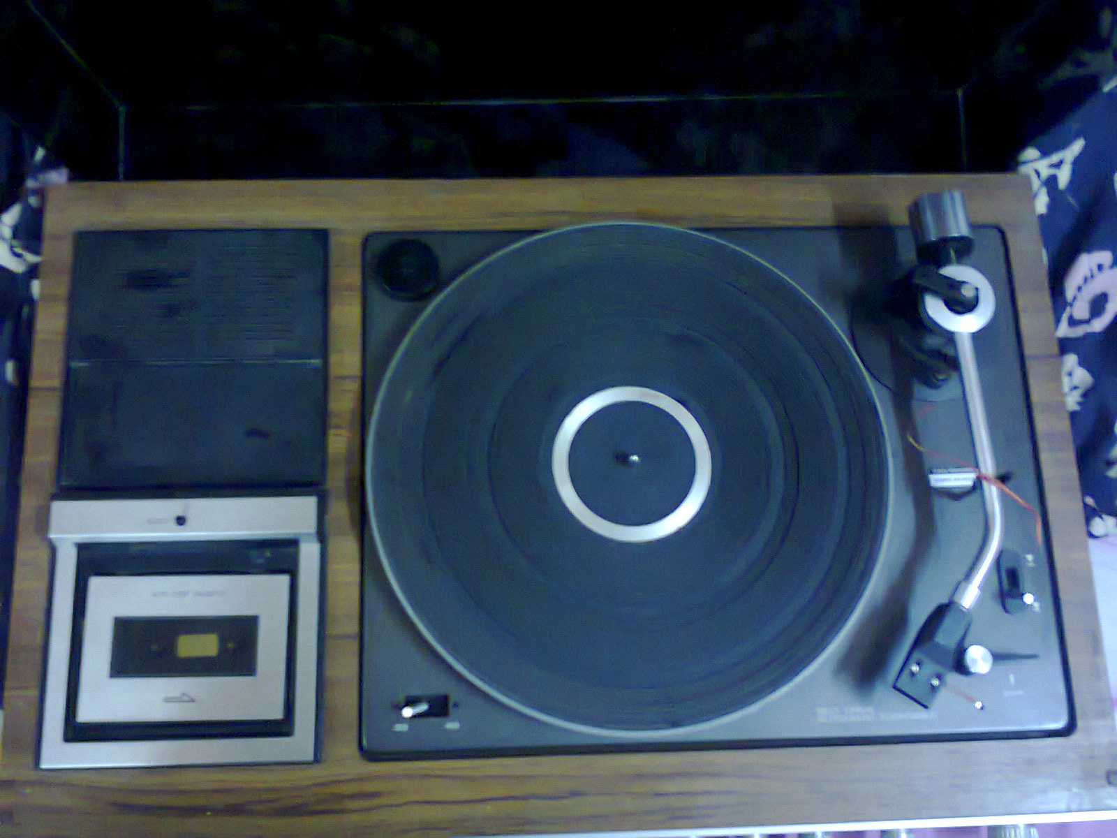 GramoWorld: Vinyl Player