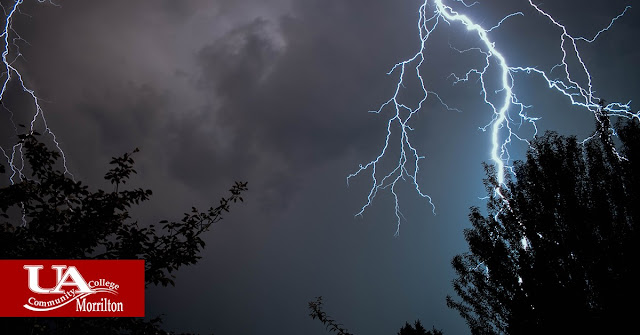 lightening in sky