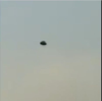 OVNI en forma de huevo sobre el aeropuerto de la Ciudad de México 26994312 1717596244972385 442432032399934956 n 26994312 1717596244972385 442432032399934956 n OVNI en forma de huevo sobre el aeropuerto de la Ciudad de México