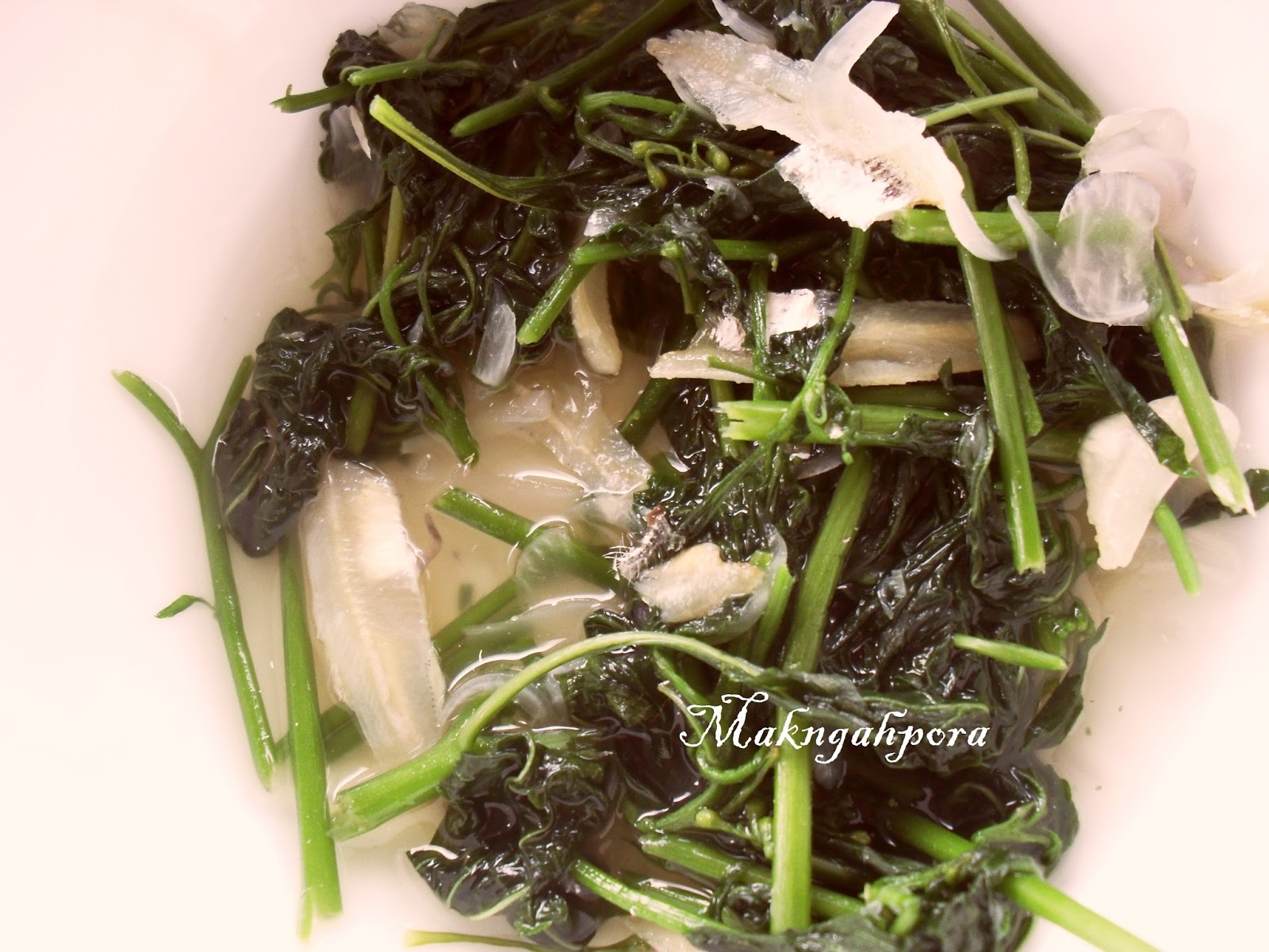 Mak Ngah Pora: Bila nak masak sayur ranti? hu hu..