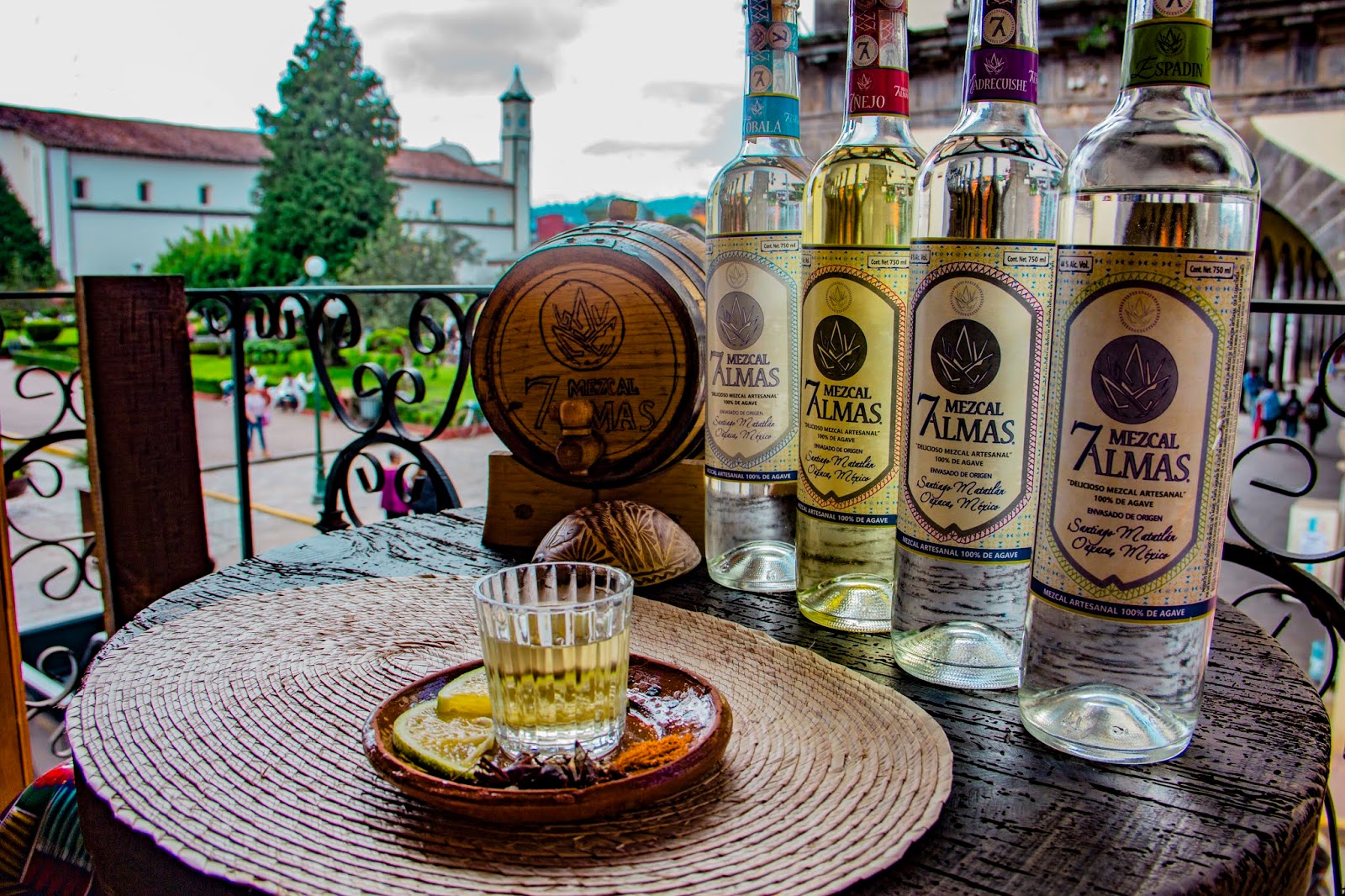 Diferencias entre el mezcal y el tequila Hola Zacatlán