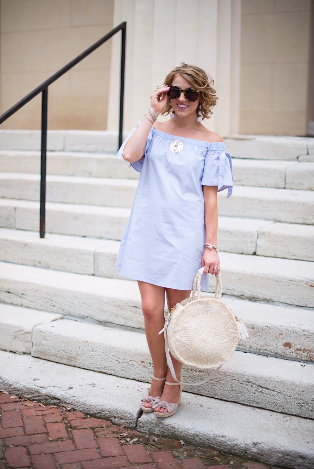 Spring outfit inspiration - Click through to see more on Something Delightful Blog.