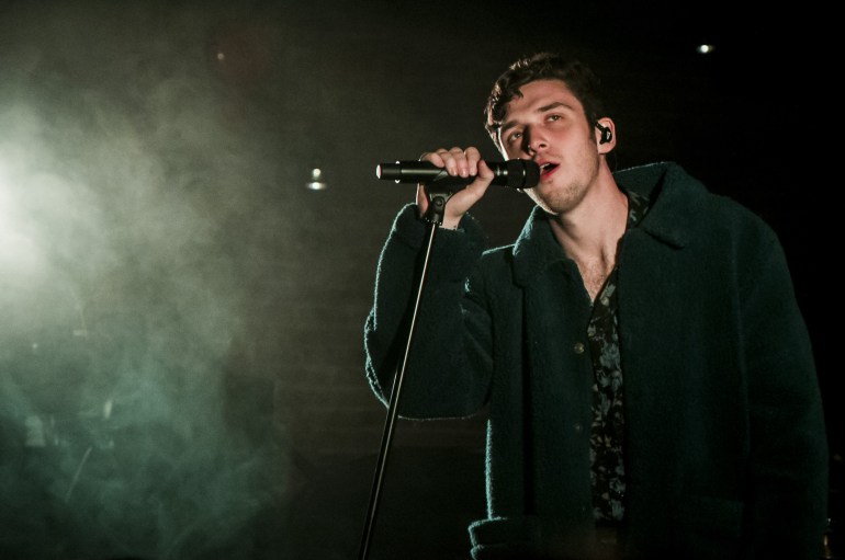 Terjemahan Lirik Lagu Comfortable Lauv Naviri Magazine