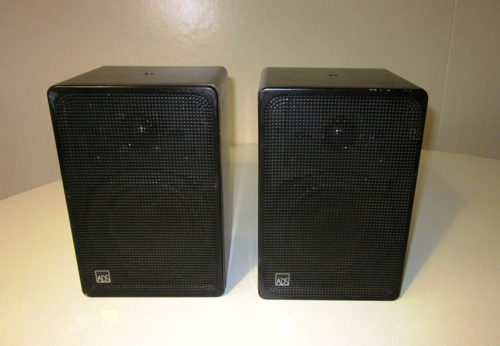 Speakerholic ADS L300C Speakers