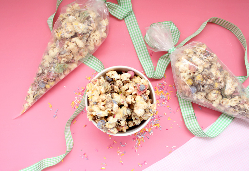 easter popcorn mix