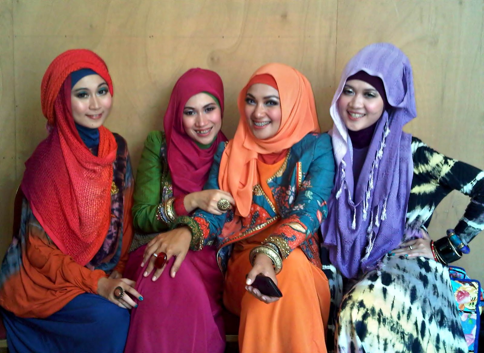 Tips Berkerudung Sesuai Bentuk Wajah Tutorial Hijab Tips Berkerudung Sesuai Bentuk Wajah Tutorial Hijab