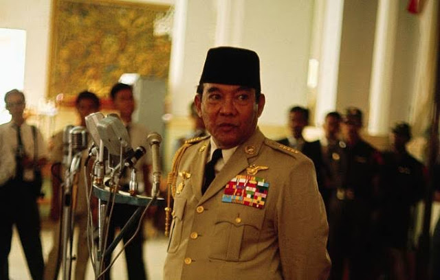 Kenang Dekrit Presiden, Benny Harman: Pertanyaan Tiada Akhir, Kenapa Soekarno Tidak Sahkan UUDS 1950? Kenang Dekrit Presiden, Benny Harman: Pertanyaan Tiada Akhir, Kenapa Soekarno Tidak Sahkan UUDS 1950?