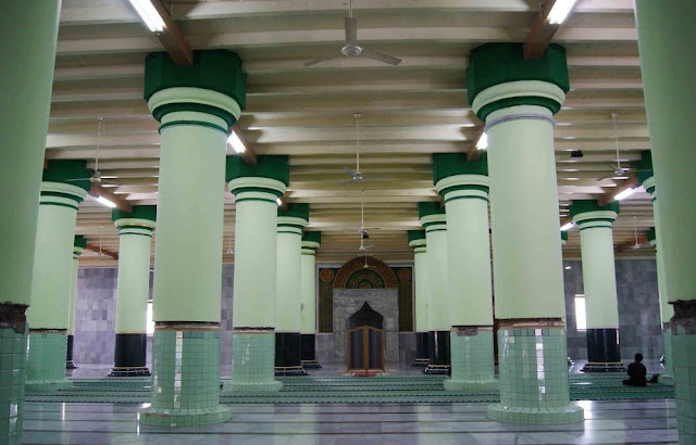 Kisah Masjid Kauman Semarang, Ditopang 36 Pilar Kokoh Hingga Siarkan Proklamasi RI Nurul Sufitri Travel Blog