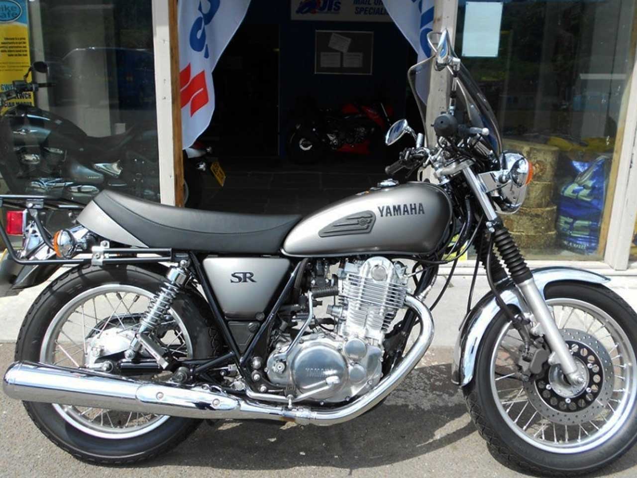 Yamaha SR400 Specification / Specs - Yamaha Old Bikes List