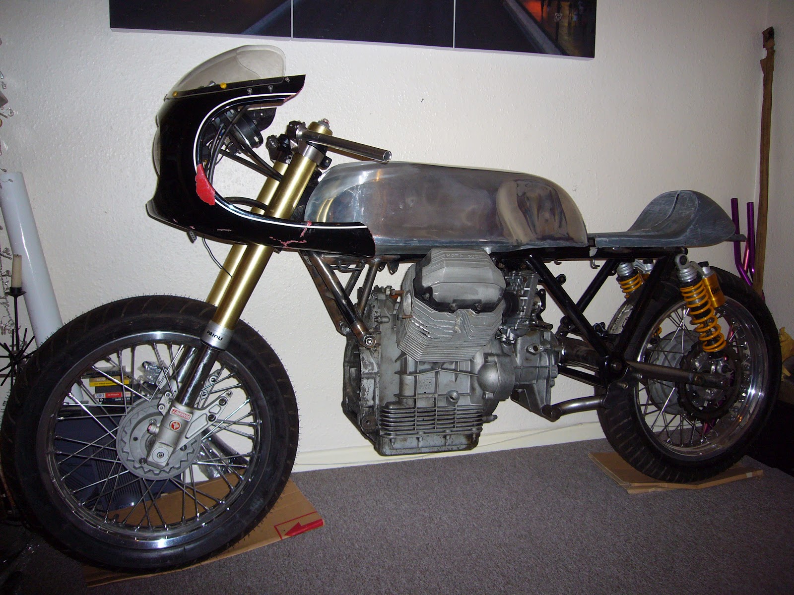 MOTONERO: Moto Guzzi Cafe Racer ............project number 2