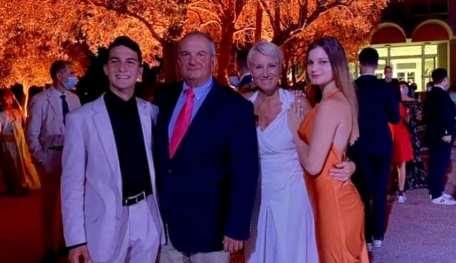  Καραμανλής – Παζαΐτη: Σε ποιες σχολές πέρασαν τα δίδυμα παιδιά τους