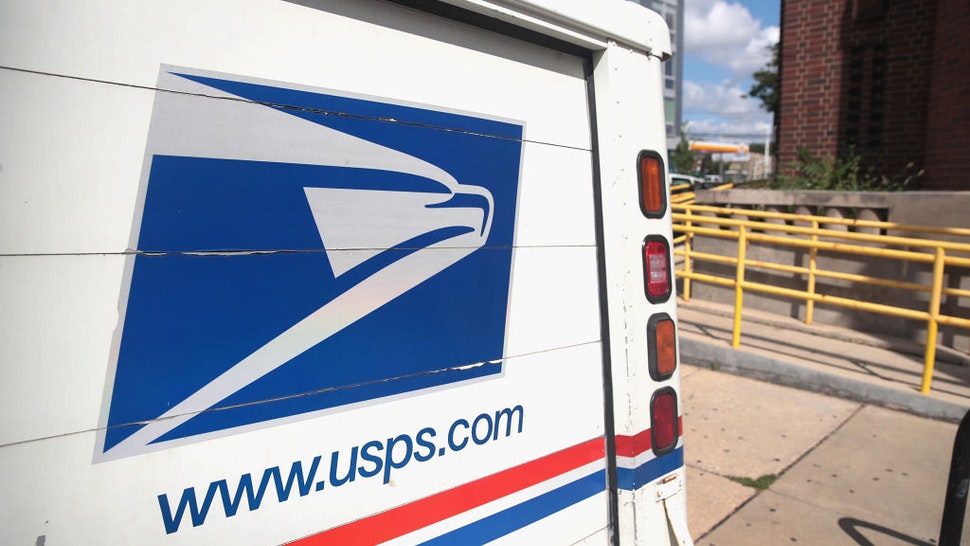 Chicago Mail Carriers Threaten To Stop Delivering Mail If City Fails To