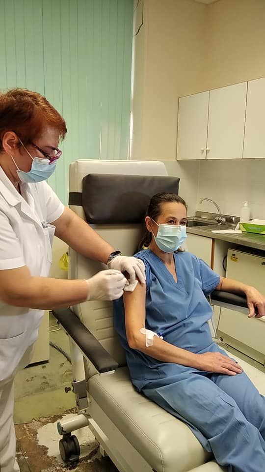 Ξεκίνησαν οι εμβολιασμοί στους υγειονομικούς στη Θράκη