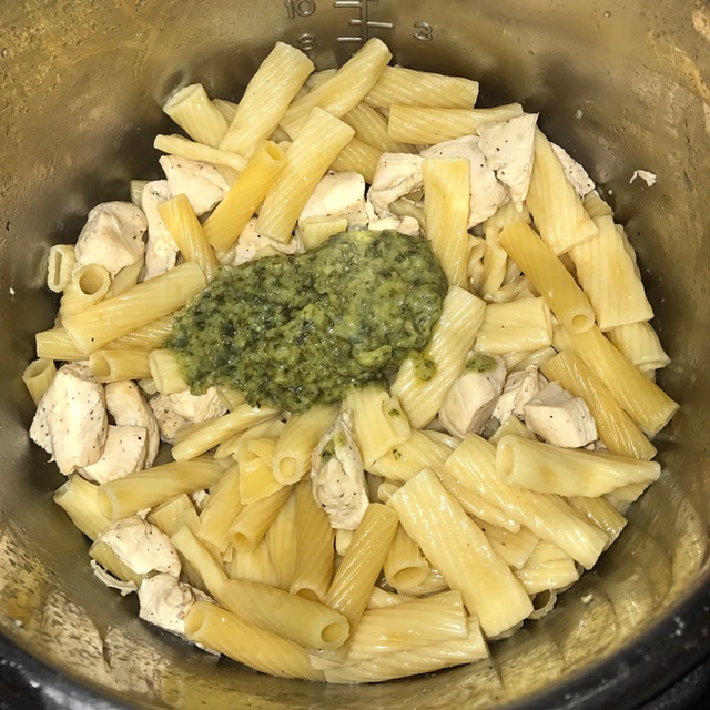 Food Under Pressure One Pot Pesto Chicken Pasta [Pressure Cooker]