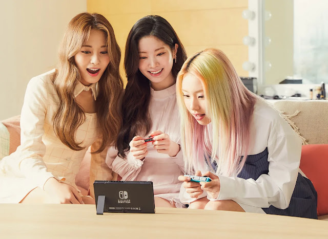 Grupo de K-Pop TWICE participa de nova campanha promocional do Switch