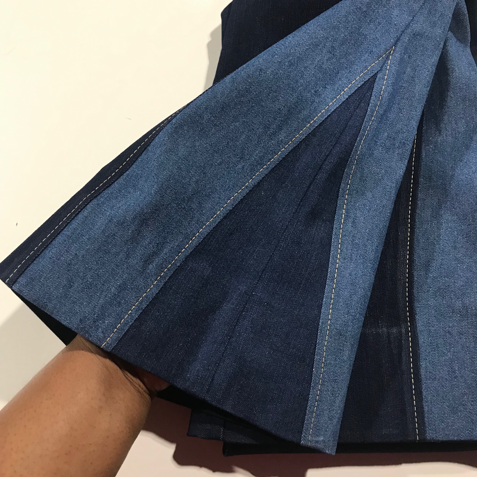 "Sew News Announcement!" Denim Daze Jean Hack Is In This issue! That