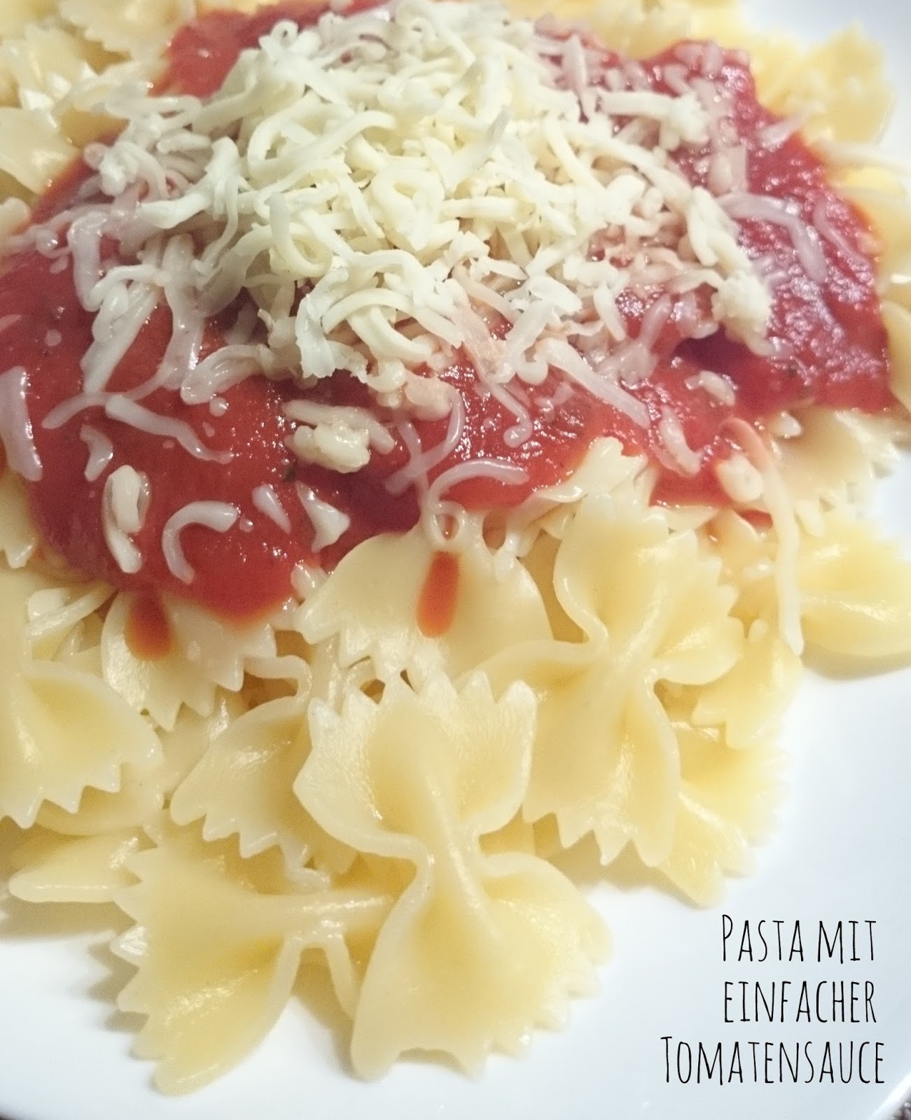 Recpe Pasta with a simple tomato sauce