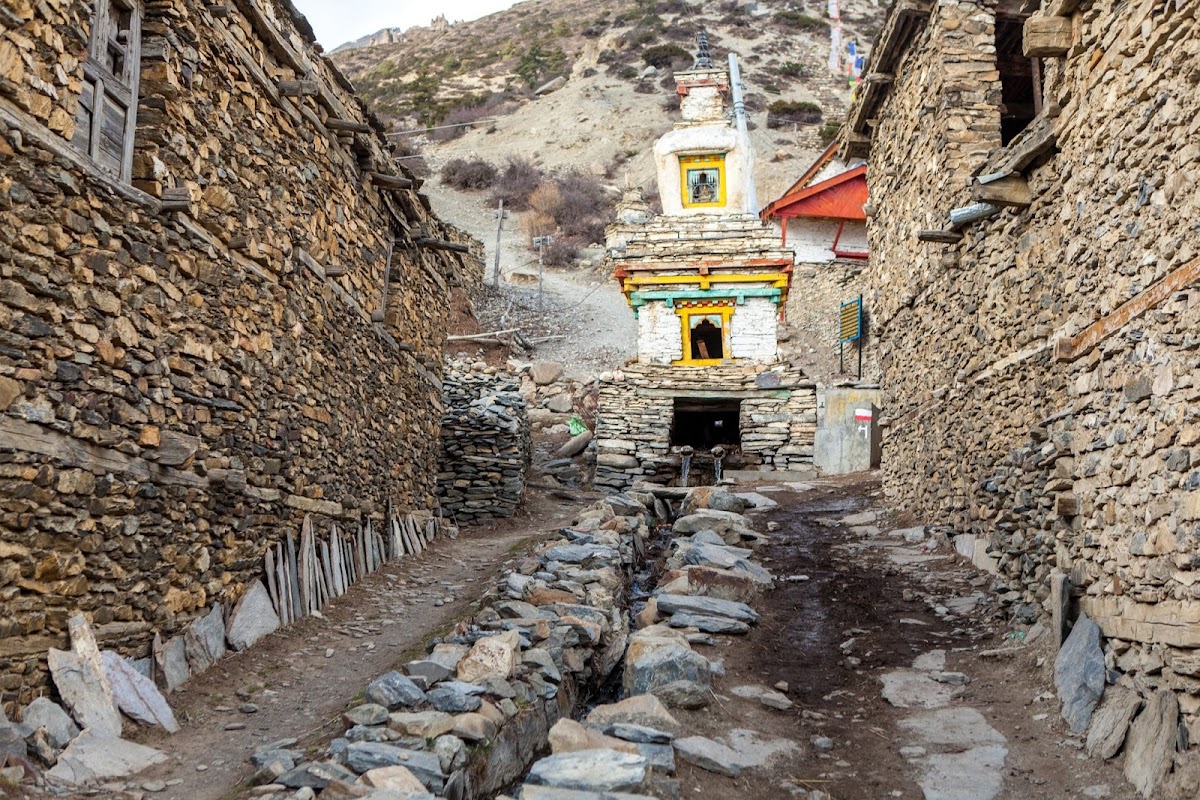 200км по красно-белым черточкам.. Around Annapurna. март-апрель 2017