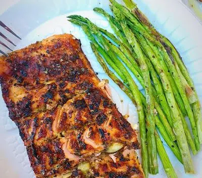 1200 Calorie Diet - Grilled Salmon