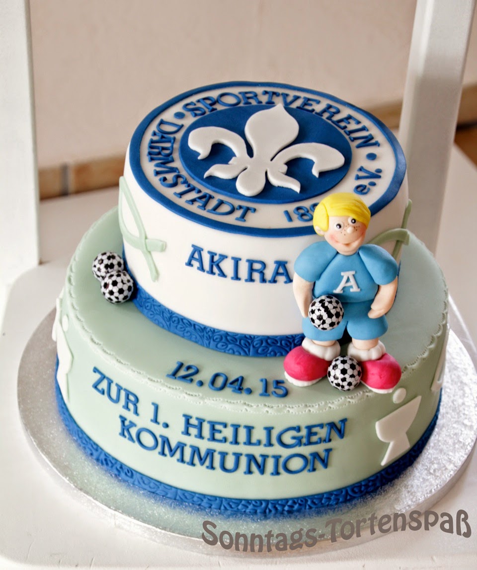 Immer wieder Sonntags: Kommuniontorte für einen Fußballer